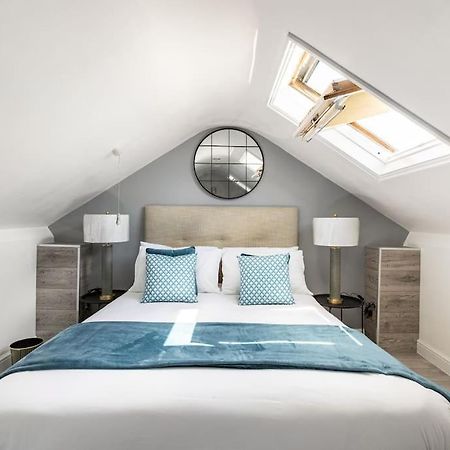 One Bedroom Duplex Apartment Located In Cowley. Oxford Exterior foto